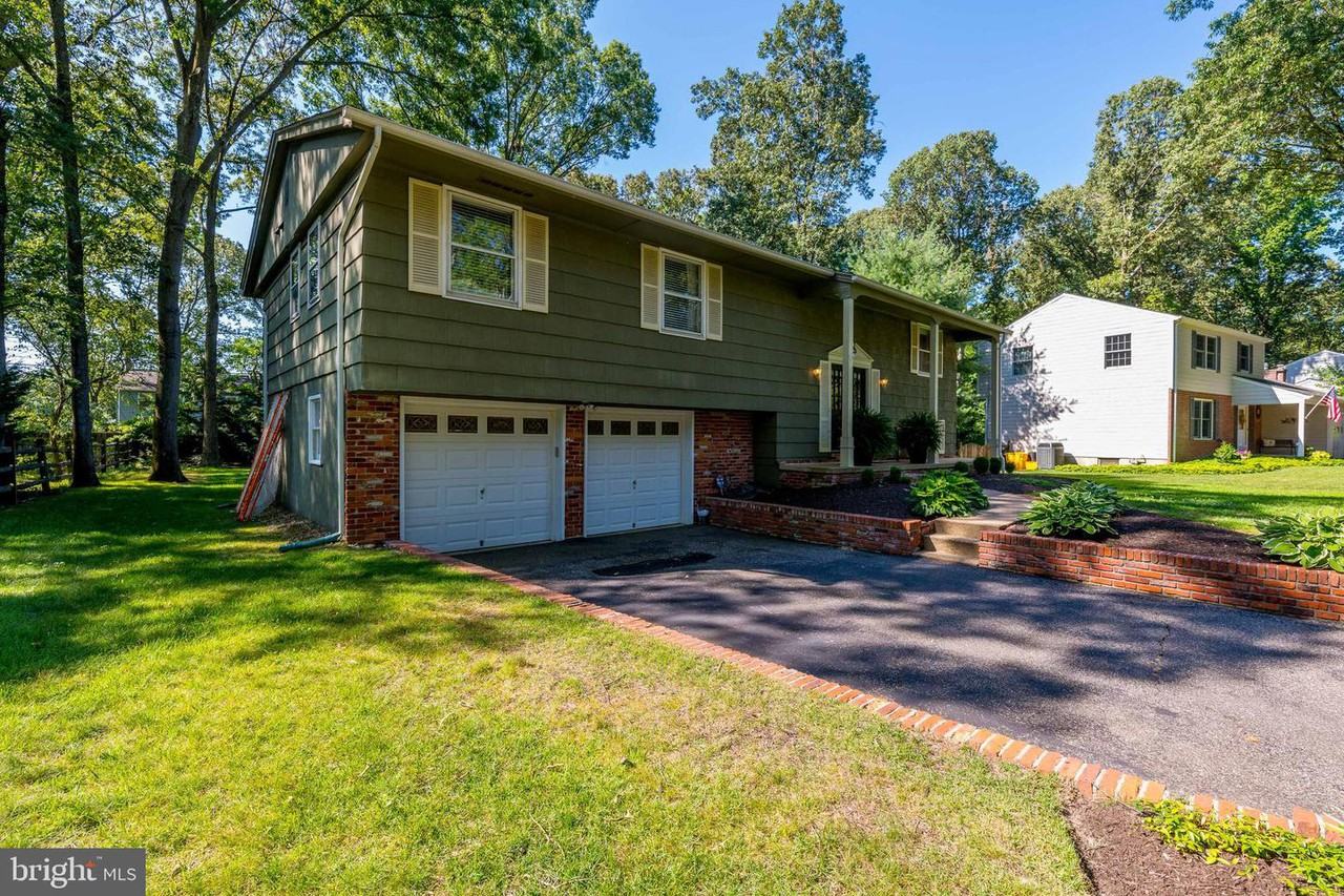 185 Berrywood Dr - Photo 3 of 33