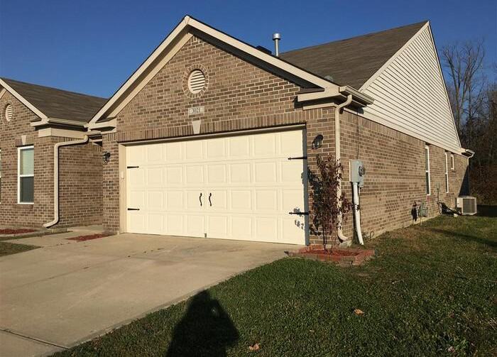 3021 Brandenburg Dr - Photo 3 of 11