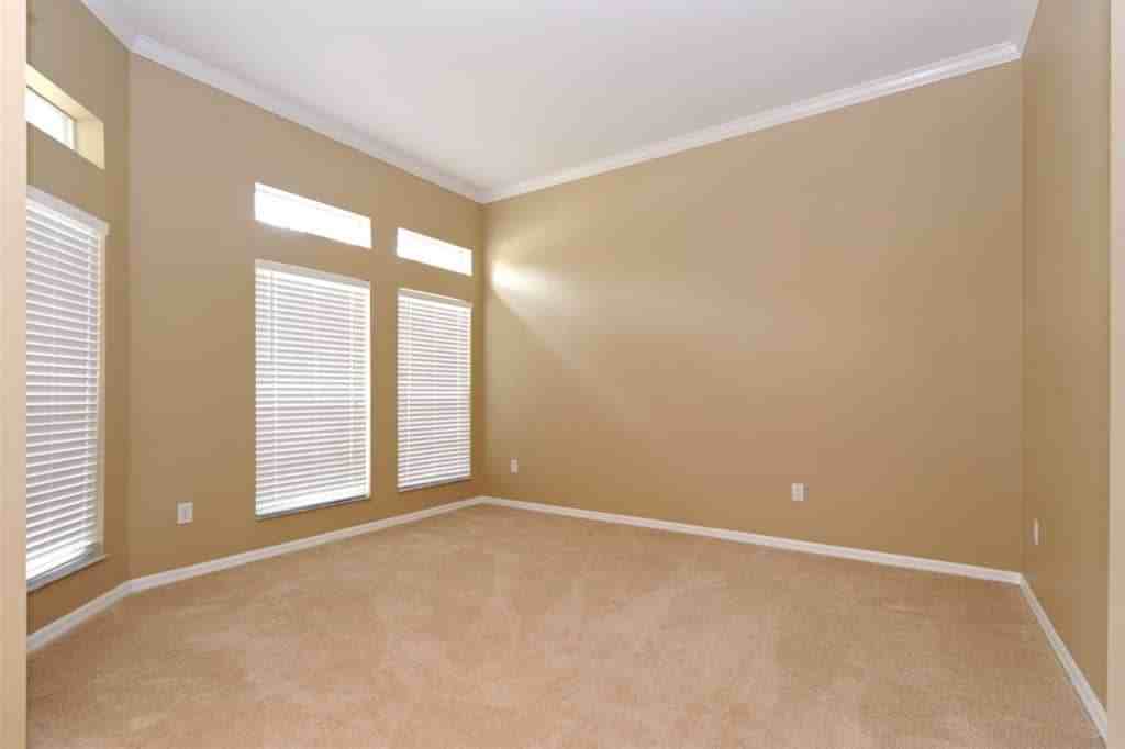 22744 Robins Nest Ct - Photo 3 of 22