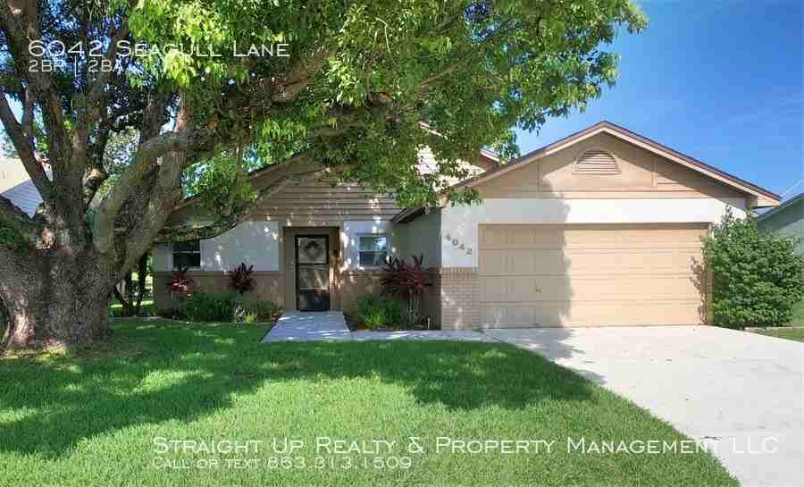 6042 Seagull Ln - Photo 2 of 30