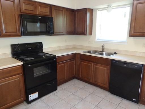 4615 Tealgate Dr - Photo 2 of 17
