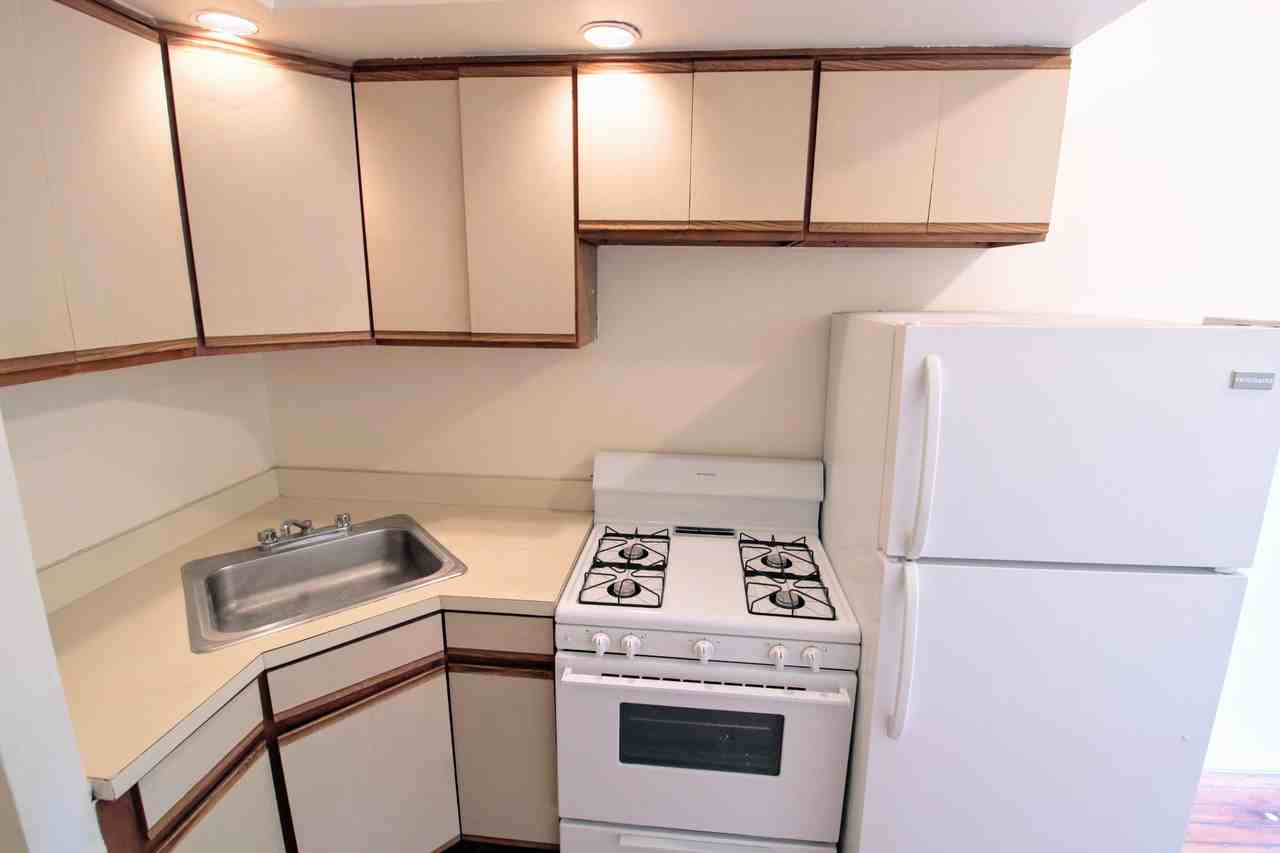 412 2nd Street #2 - Photo 3 of 6