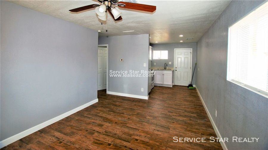 5458 W Palmaire Ave - Photo 3 of 12