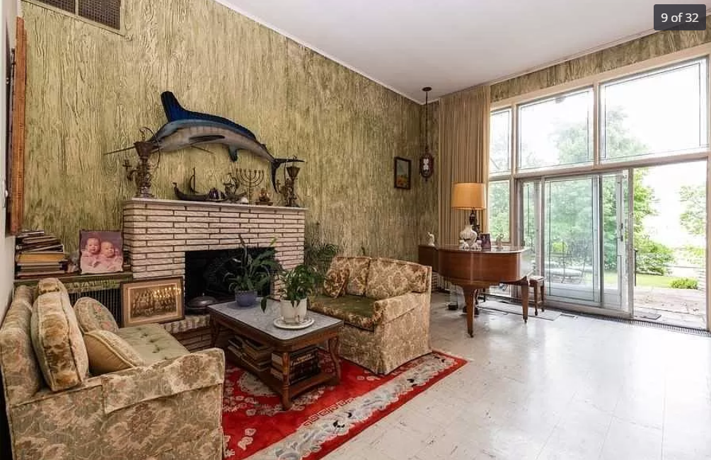 210 Dolphin Drive - Photo 3 of 3