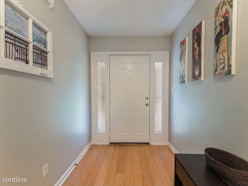 8701 Minnow Creek Dr - Photo 3 of 17