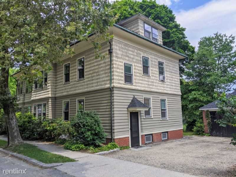 85 Savoy St 1 - Photo 3 of 25