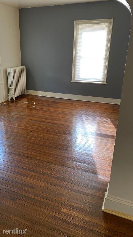 116 E Main St - Photo 2 of 13