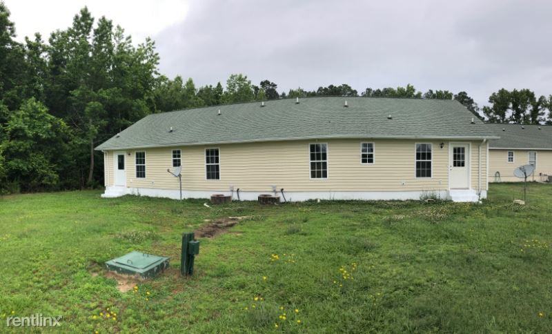 141 Baileys Park Ln - Photo 3 of 14