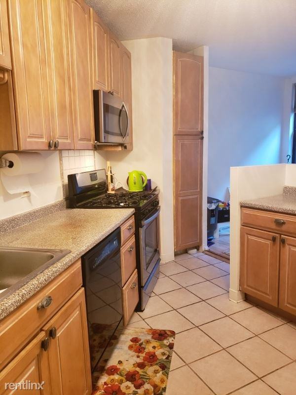 7004 7004 Kennedy Blvd East 4A - Photo 3 of 15