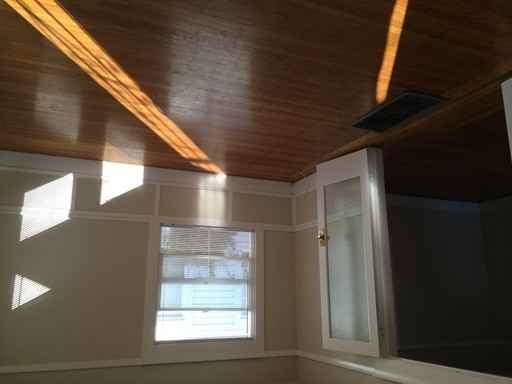 195 Dutton Ave - Photo 2 of 8