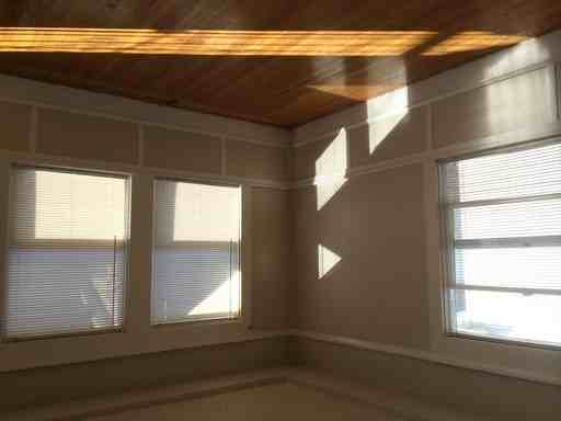 195 Dutton Ave - Photo 3 of 8