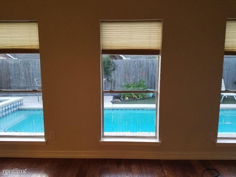 3114 Ravens Lake Cir - Photo 3 of 11