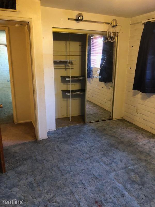 2042 W Hadley St - Photo 3 of 14