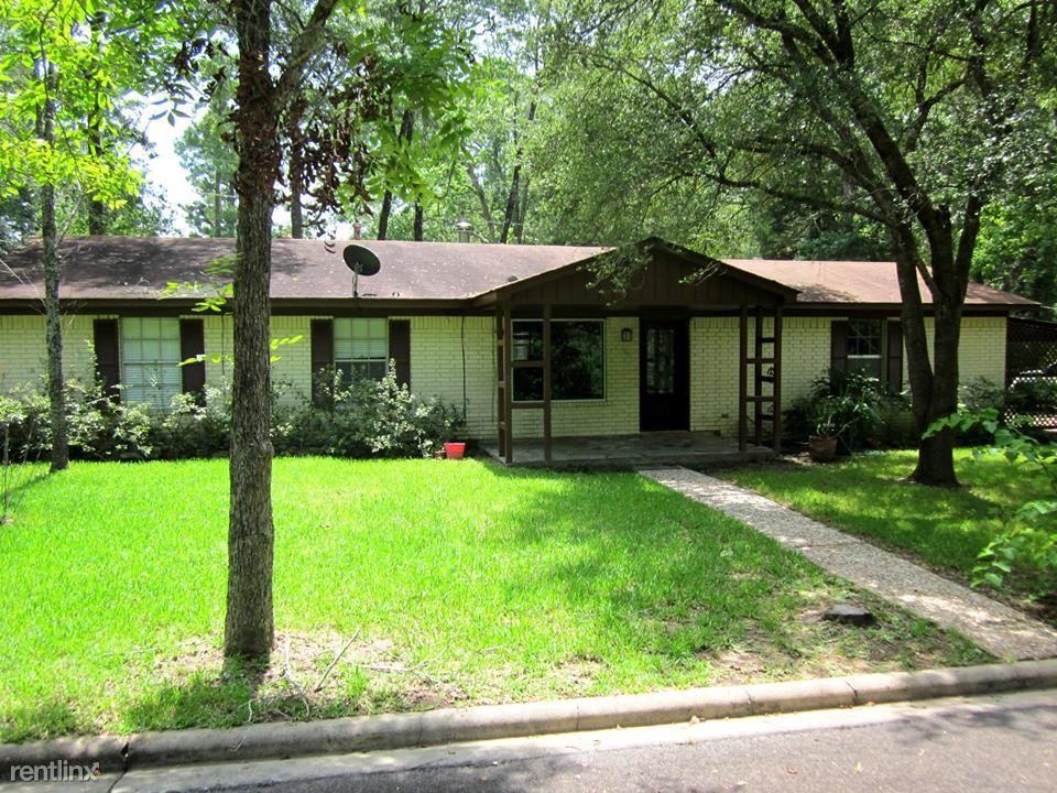 1011 Alston St - Photo 2 of 11