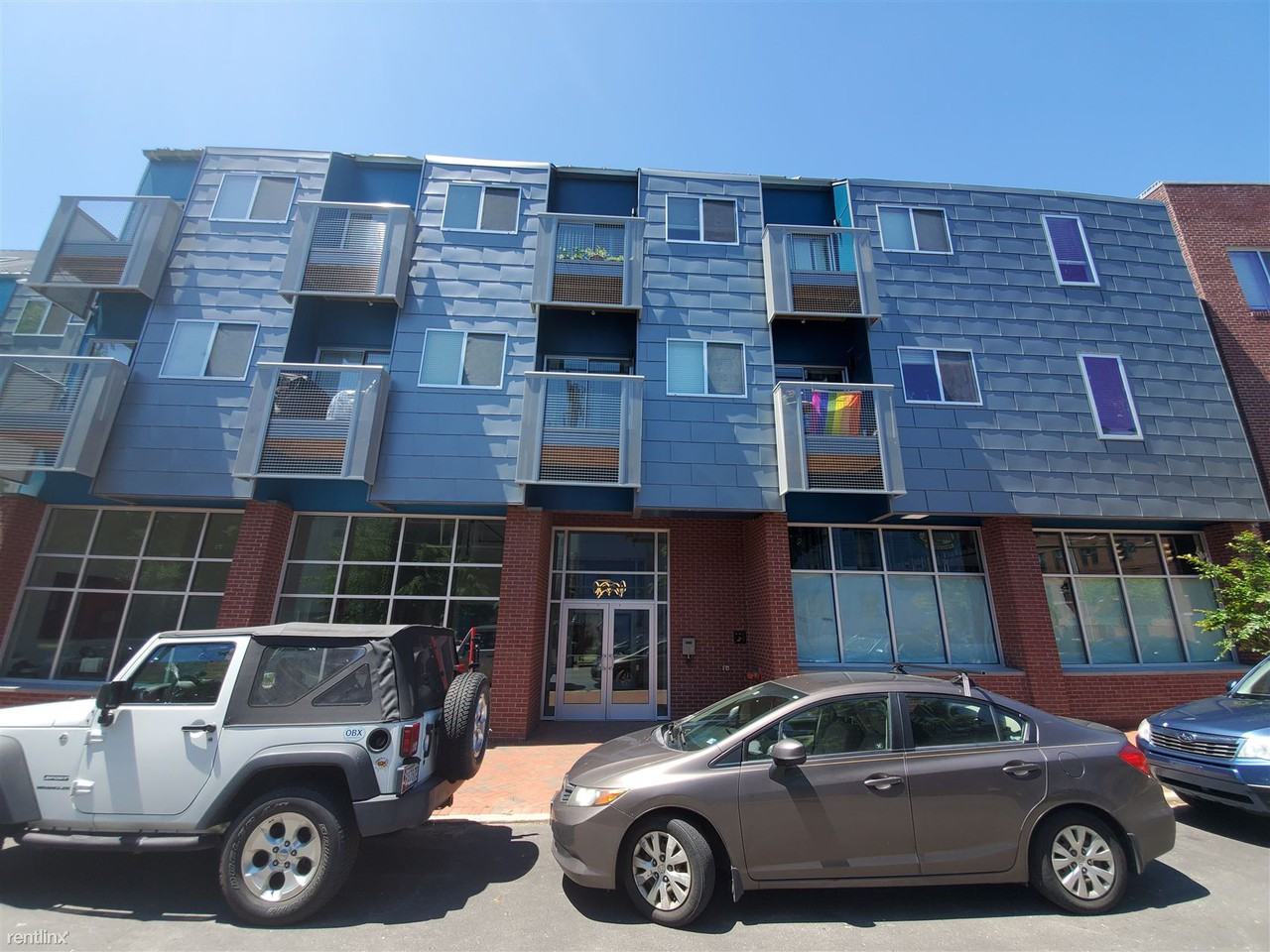 807 W Cary St - Photo 3 of 37