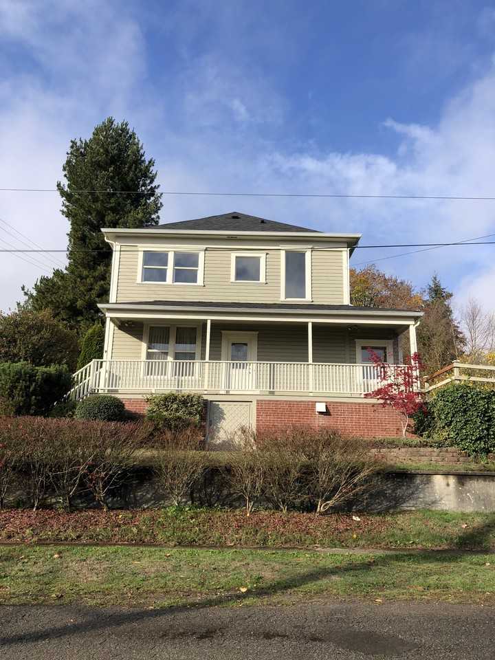 3302 Preble St, Bremerton, WA 98312 3 Bedroom Apartment for Rent