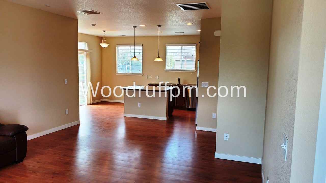 14422 W 91st Ln - Photo 2 of 25