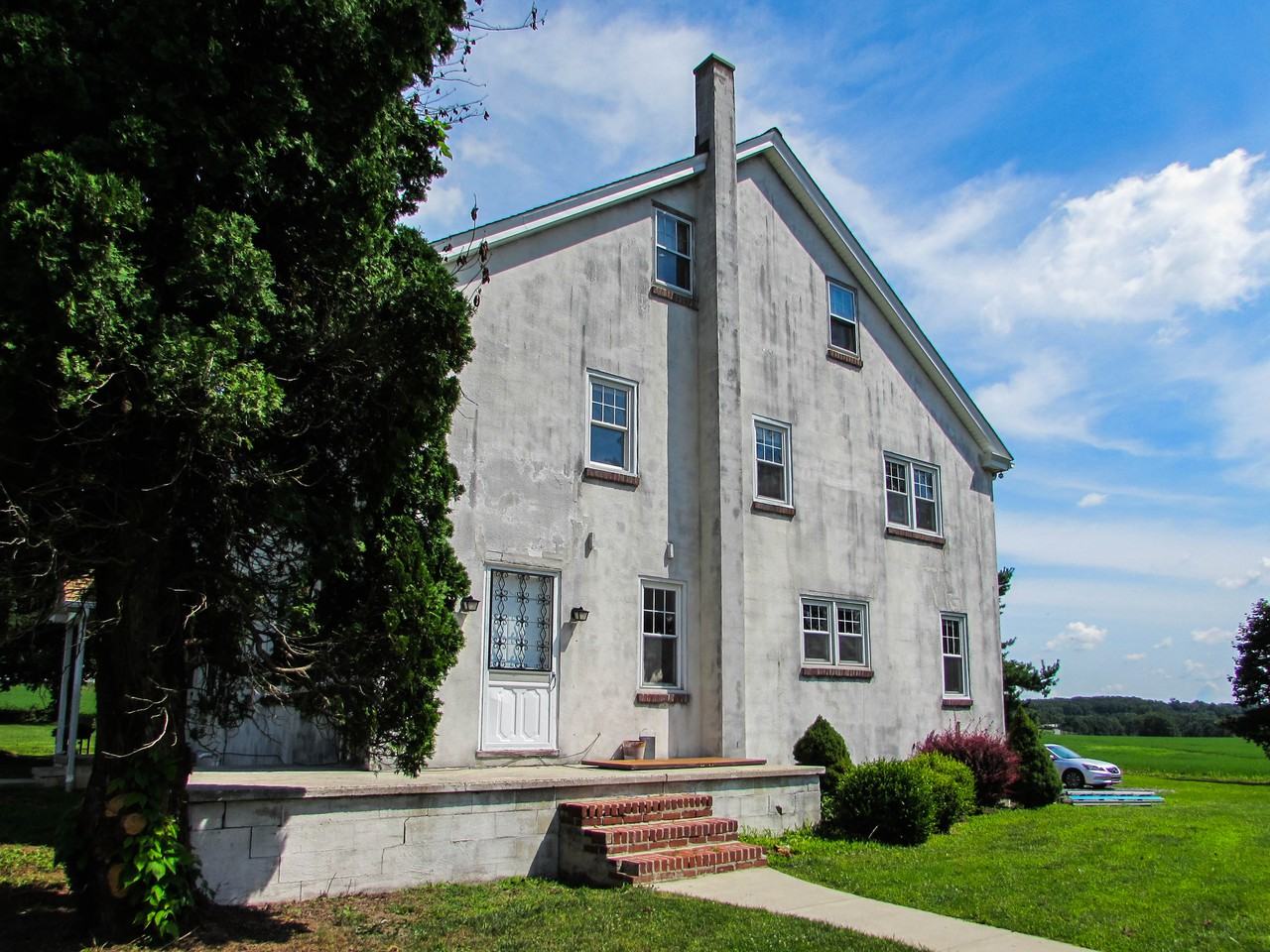 4608 White Oak Rd - Photo 2 of 13