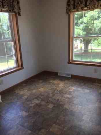 1296 Rawlinsville Rd - Photo 3 of 7