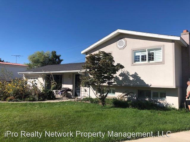 1765 N 1450 W - Photo 2 of 16