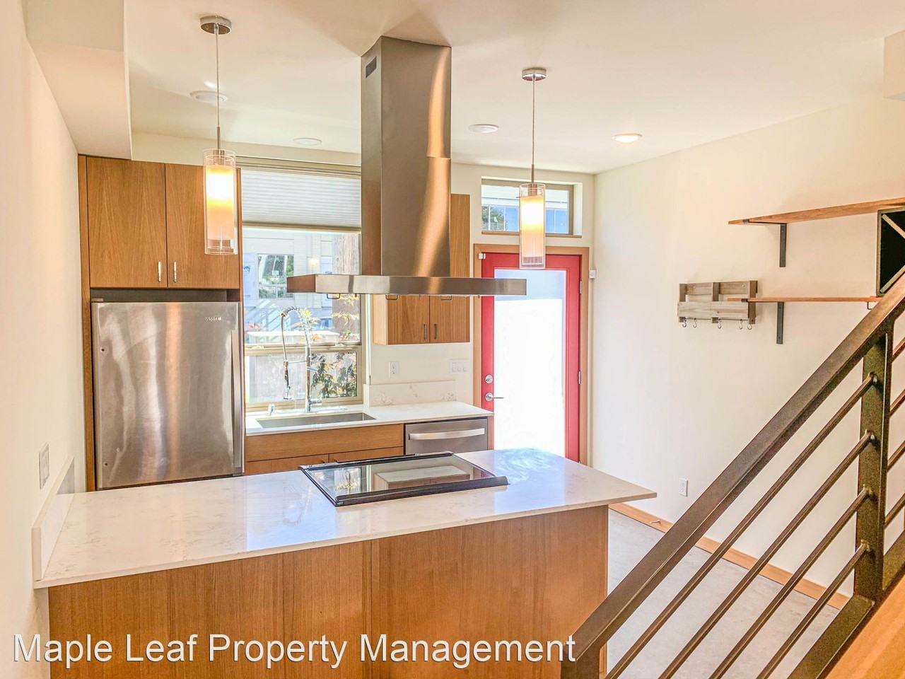 5015 Fauntleroy Way Sw #B - Photo 3 of 26