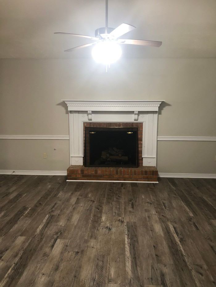 817 Pickford Pointe - Photo 2 of 9