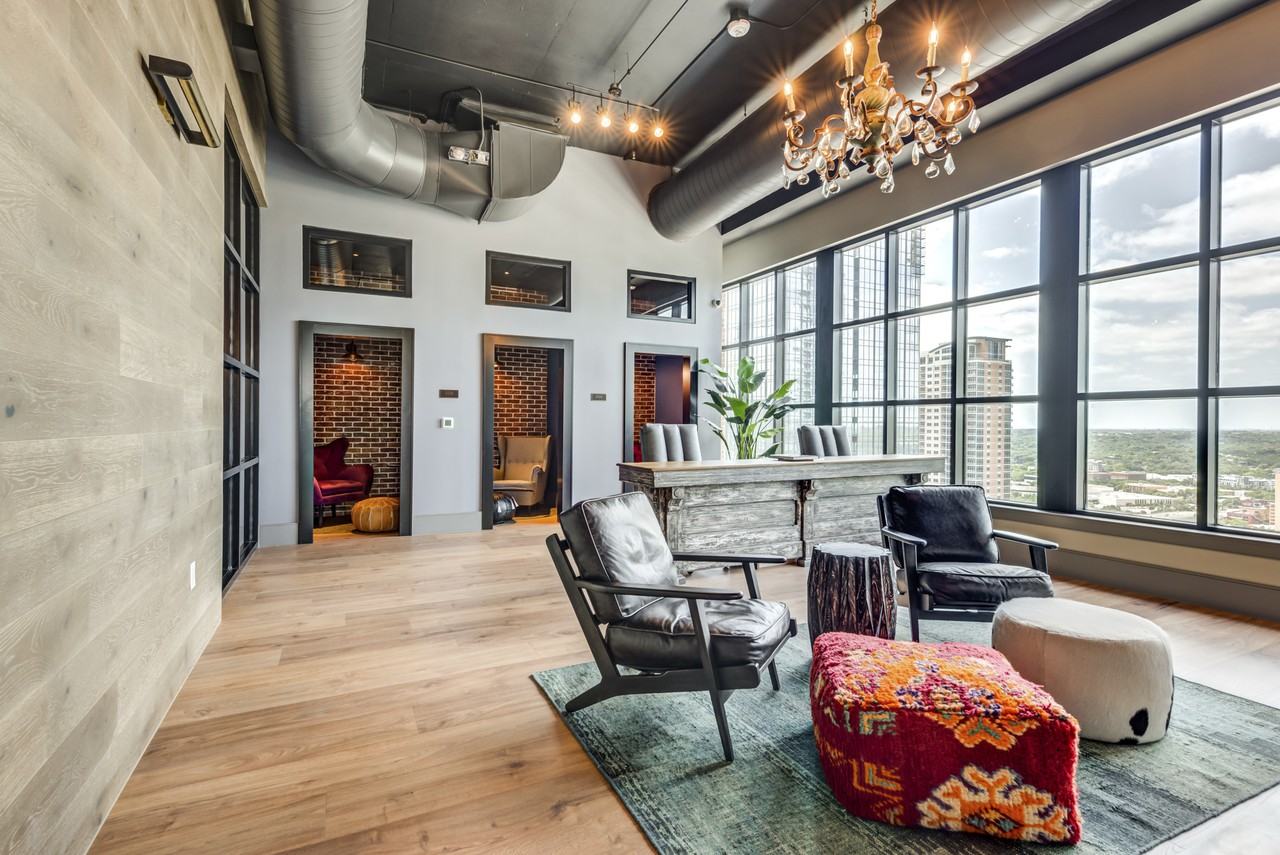 Gables Republic Square - Photo 5 of 19