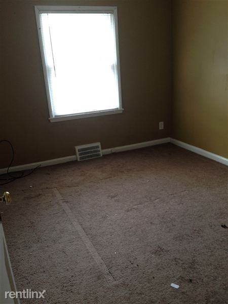 19144 Moross Rd - Photo 3 of 6