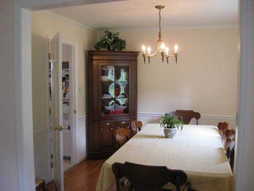 4609 Knightbridge Rd - Photo 2 of 11