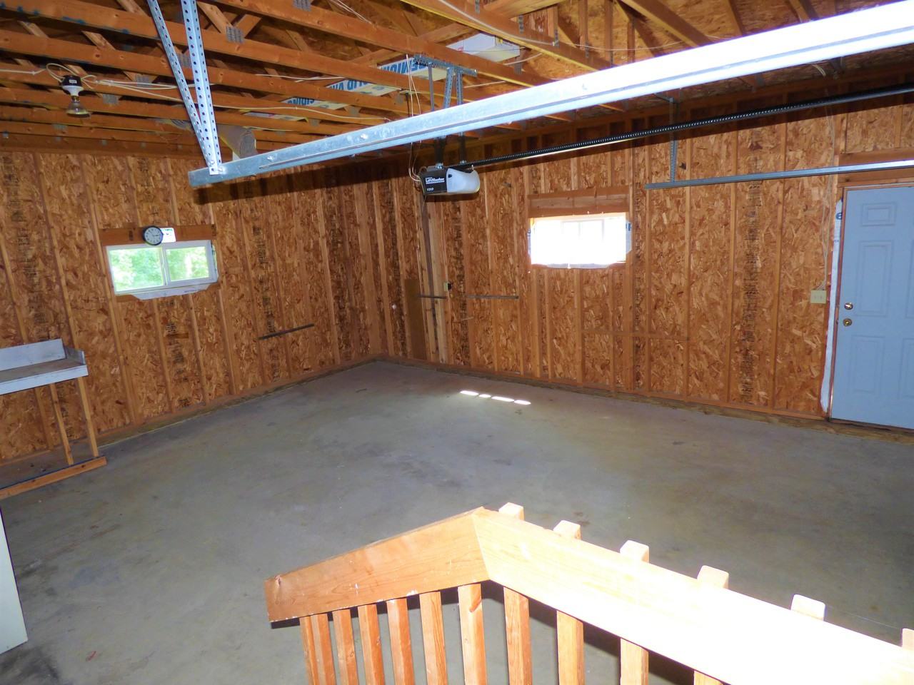 711 South Section Avenue - Photo 3 of 17