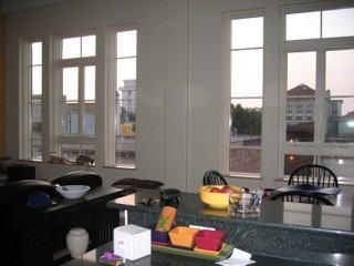 601 W Main St - Photo 2 of 10