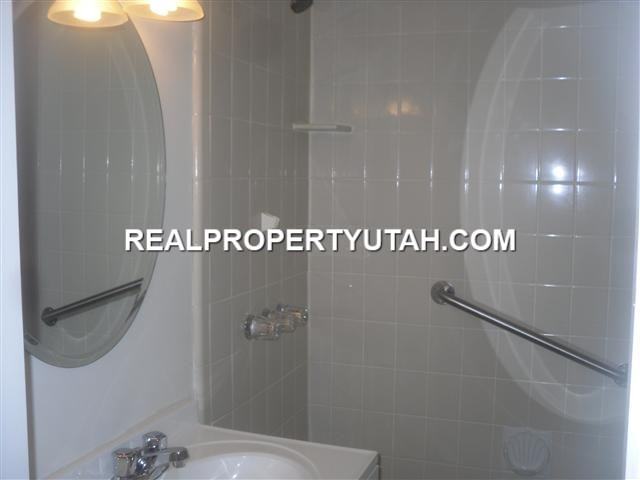 2331 N 475 W - Photo 3 of 9