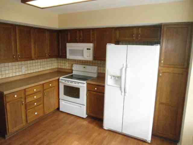 9456 Maple Way - Photo 2 of 13