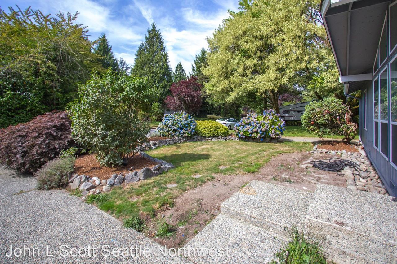 15012 111th Ave Ne - Photo 2 of 25