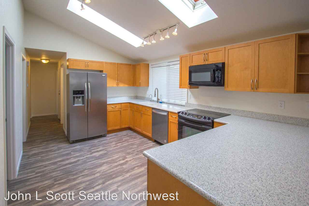 15012 111th Ave Ne - Photo 3 of 25
