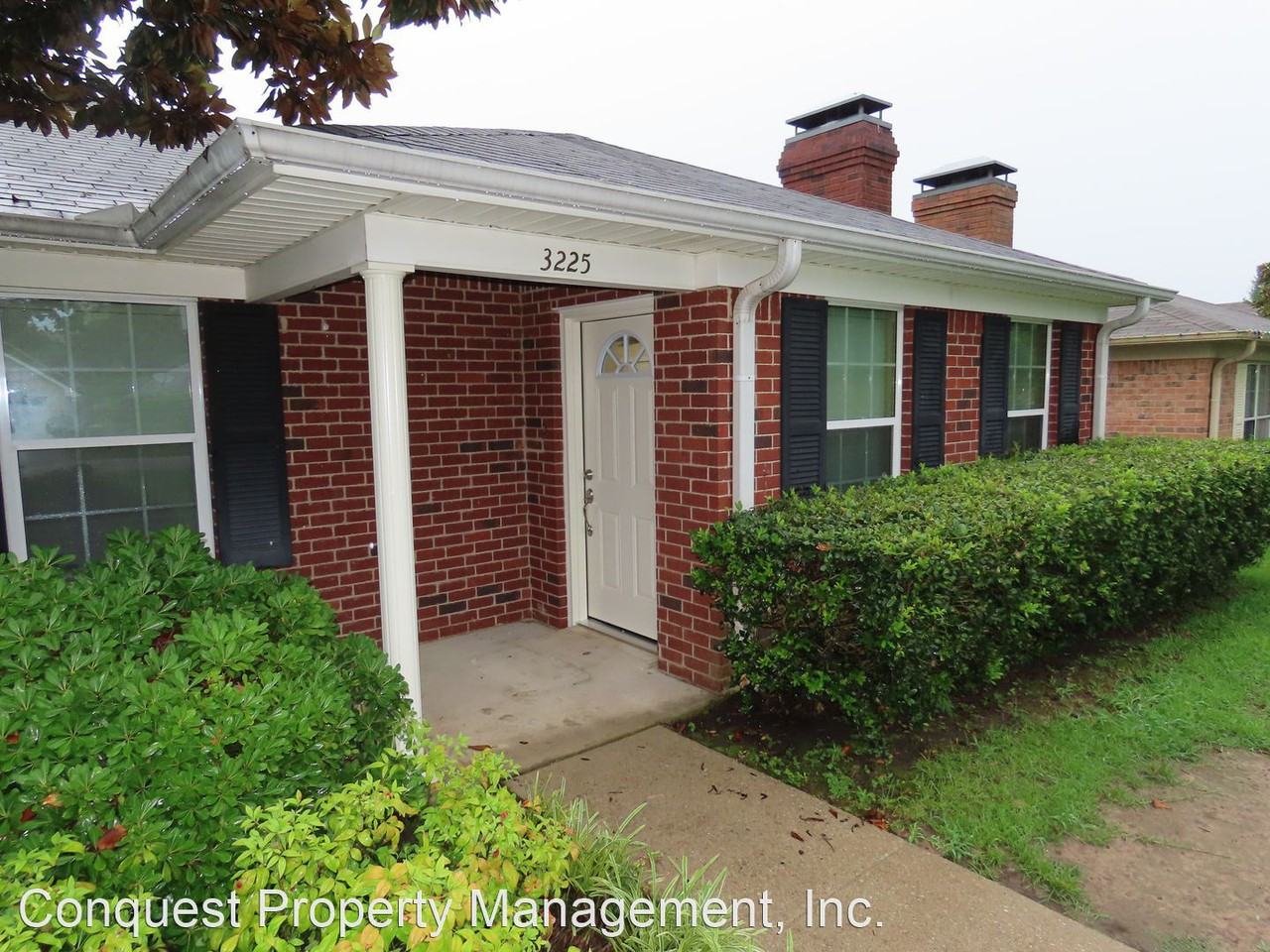 3225 Lexington Dr - Photo 2 of 16