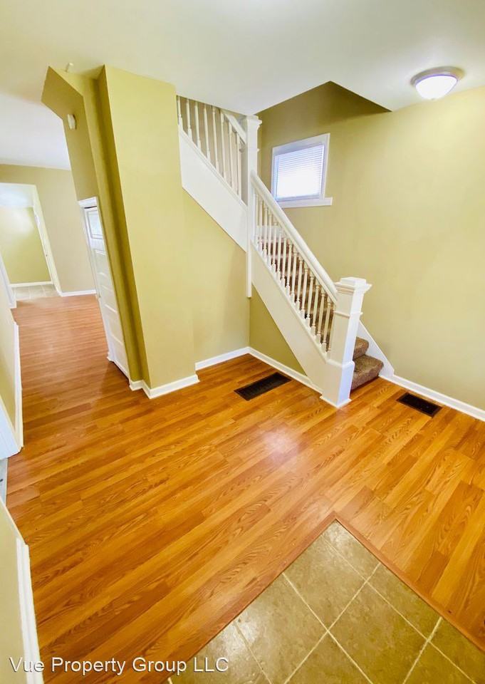 3941 Boulevard Pl - Photo 2 of 13