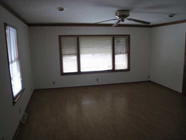 4318 Lilac Ln - Photo 2 of 8