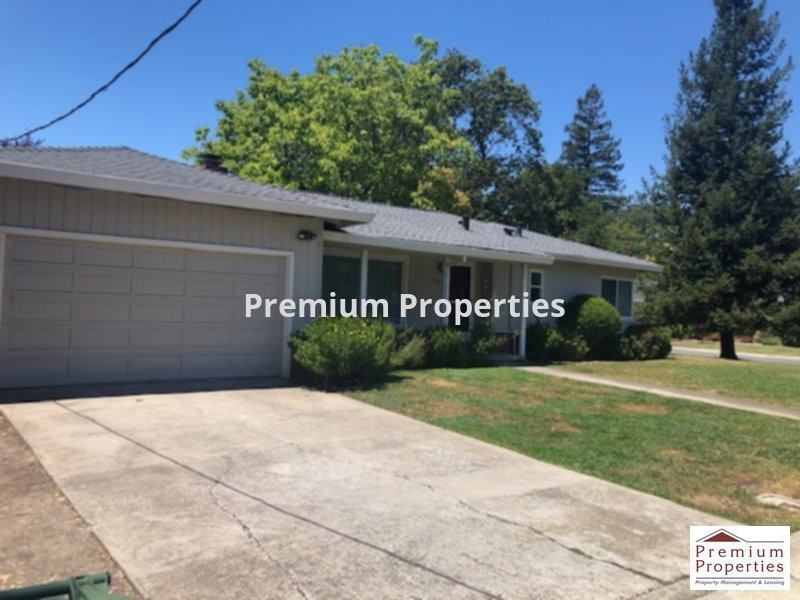 3797 Highland Rd - Photo 2 of 24