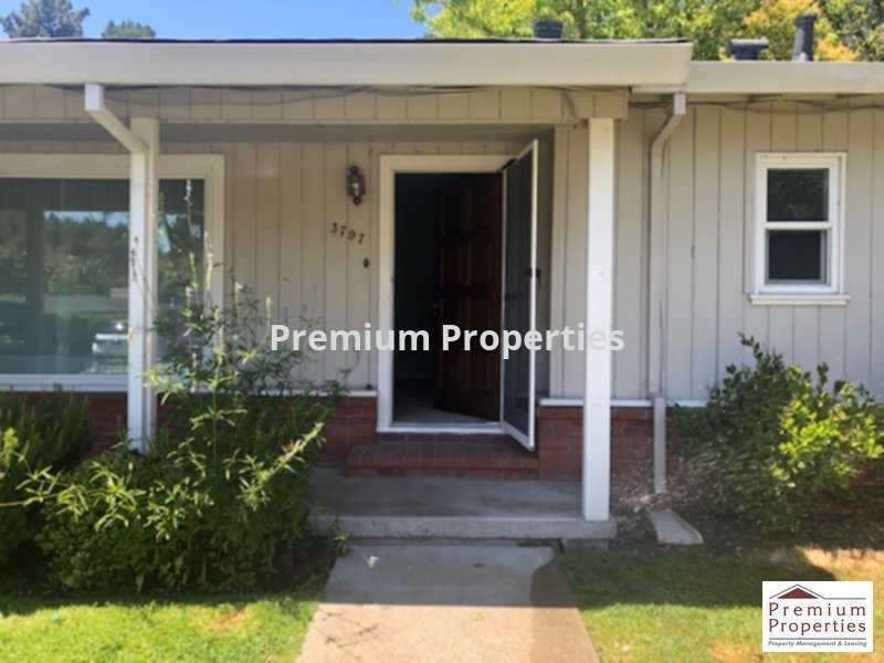 3797 Highland Rd - Photo 3 of 24