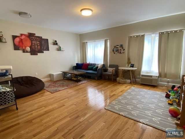 65 West Madison Avenue 3 - Photo 2 of 25