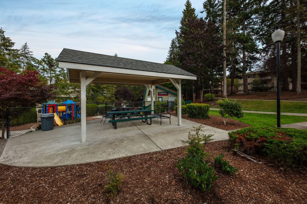 Crestview West Apartments 27912 Pacific Hwy S, Federal Way, WA 98003