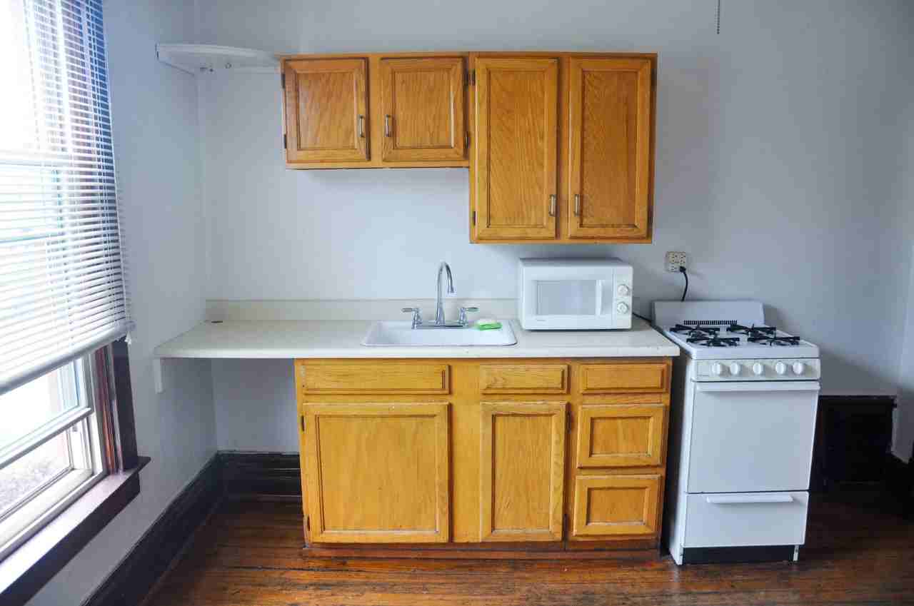 1005-1017 W 14th Ave - Photo 3 of 3