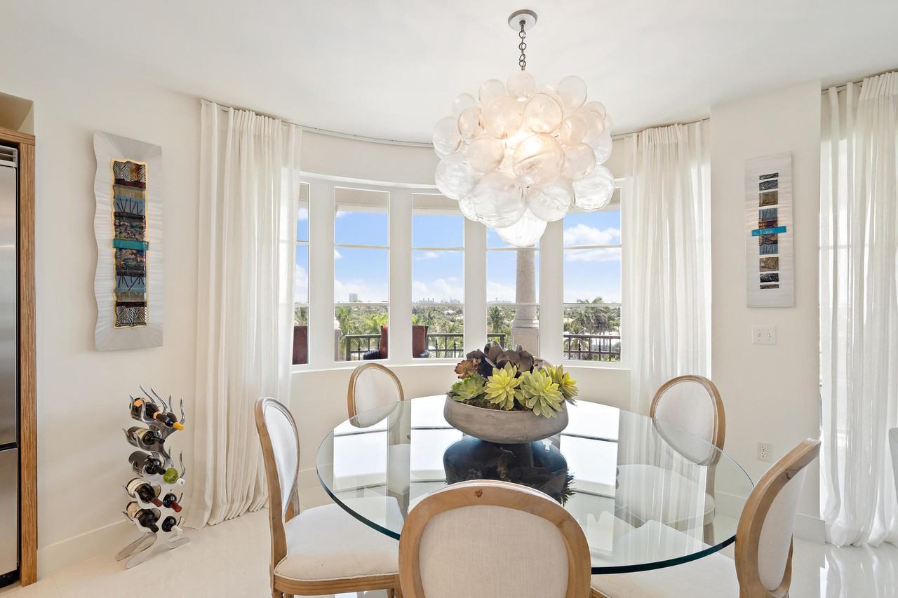 155 South Ocean Avenue #506 - Photo 3 of 34