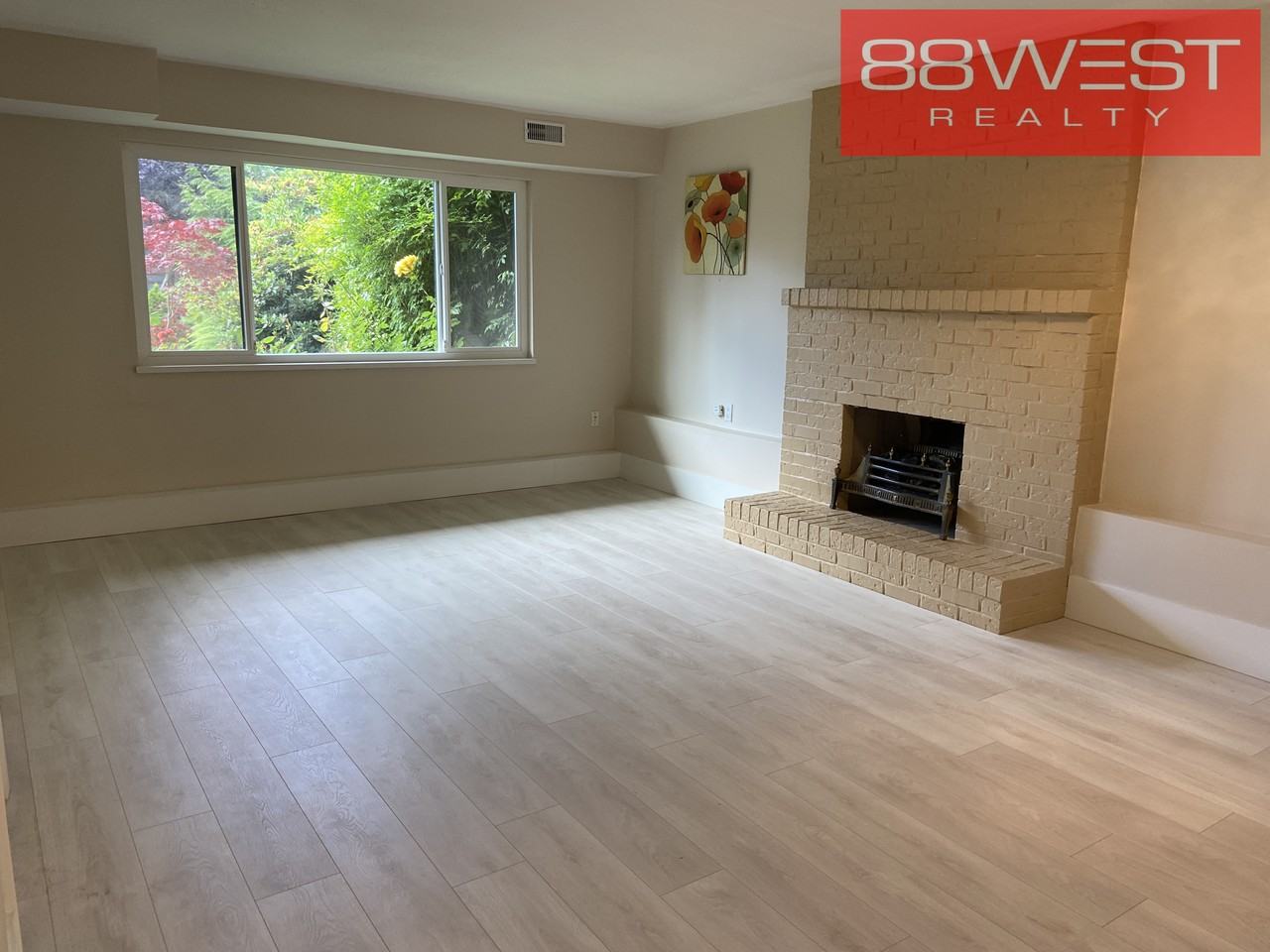 1126 Clements Avenue - Photo 3 of 31