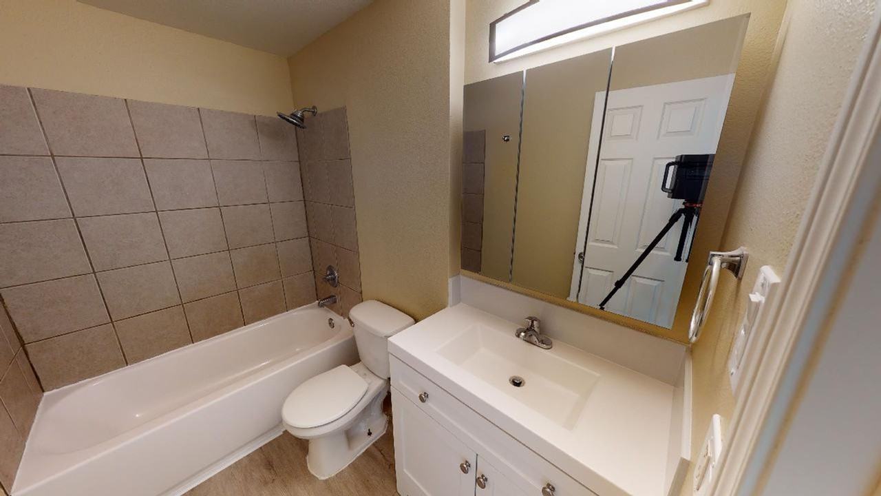13347 Clairmont Way - Photo 3 of 10