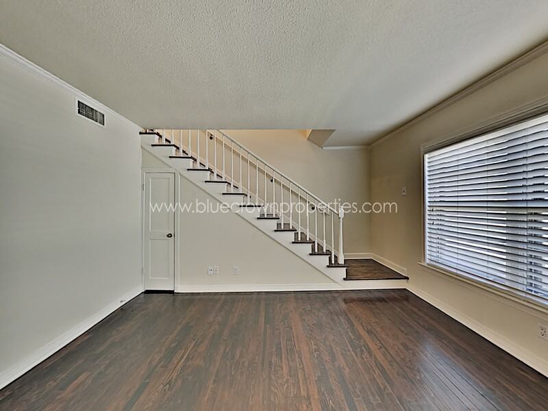 6491 Bordeaux Ave - Photo 2 of 19