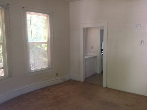 950 S 240 W St - Photo 2 of 6