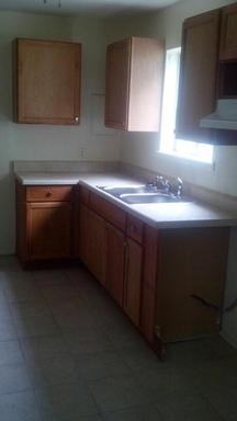 2908 Marshall Ave - Photo 3 of 5