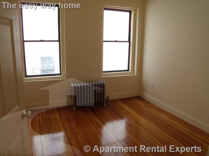 217 Highland Ave #2 - Photo 2 of 10